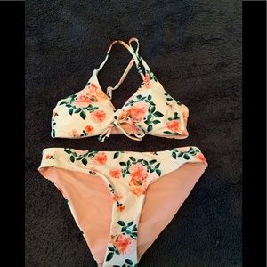 Cupshe reversible small bikini brand new